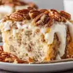 butter pecan praline poke cake